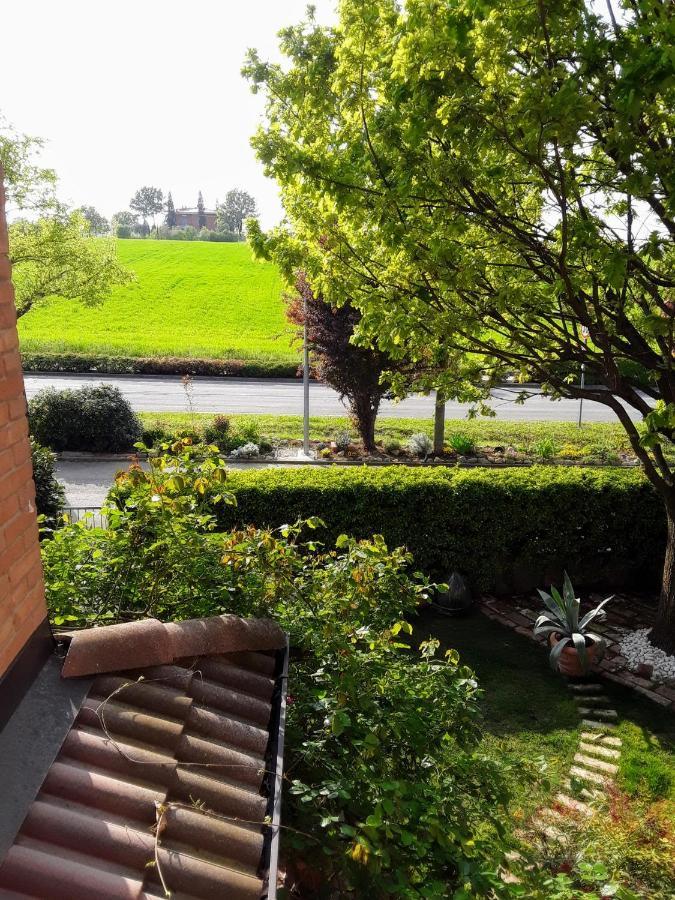 B&B La Rosa Gialla Maranello Exterior foto